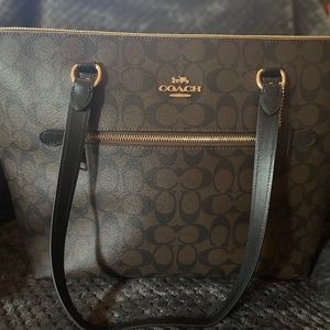 Coach Tote